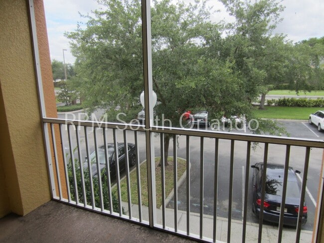 Building Photo - 8660 Buccilli Dr