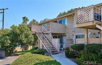Building Photo - 626 Bridgeport Cir