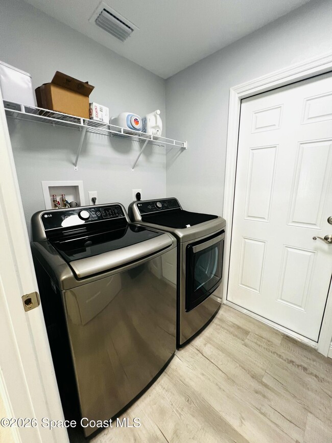 Building Photo - 379 Wilton Ave SW