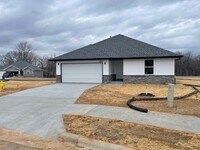 Building Photo - Make this  beautiful modern home yours!! HOA paid!