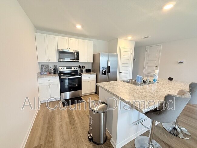 Building Photo - 5116 Sienna Dr