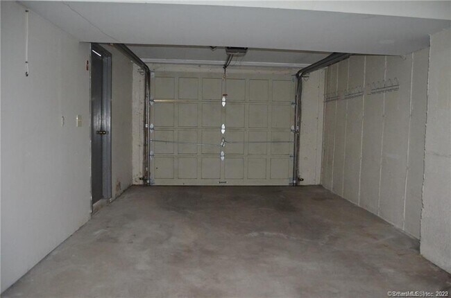 Building Photo - 22 Chamberlain St