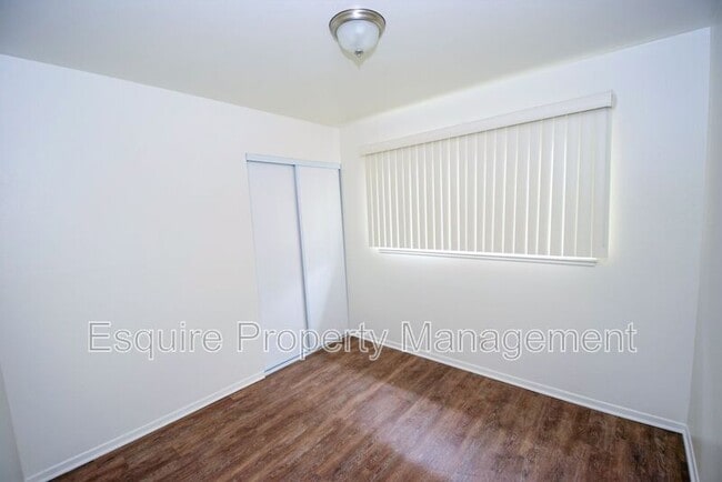 Building Photo - 405 Spruce St