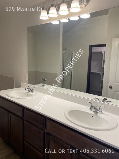 Building Photo - 629 Marlin Ct