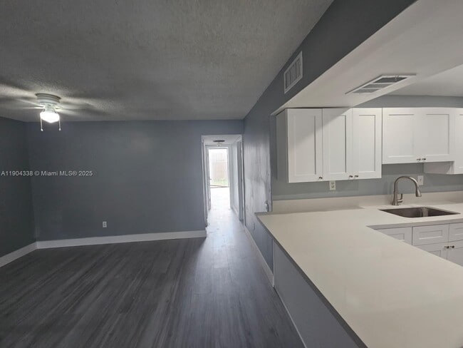 Building Photo - 6547 SW 116th Pl