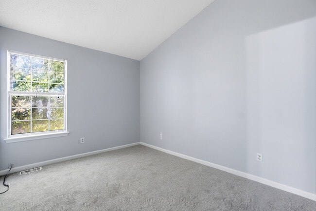 Building Photo - 55 Treasure Key