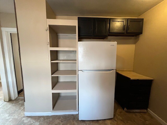 Building Photo - 1210 N Johnson St