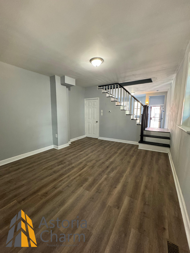 Building Photo - Newly Renovated 3BD/1.5BA townhome in Balt...