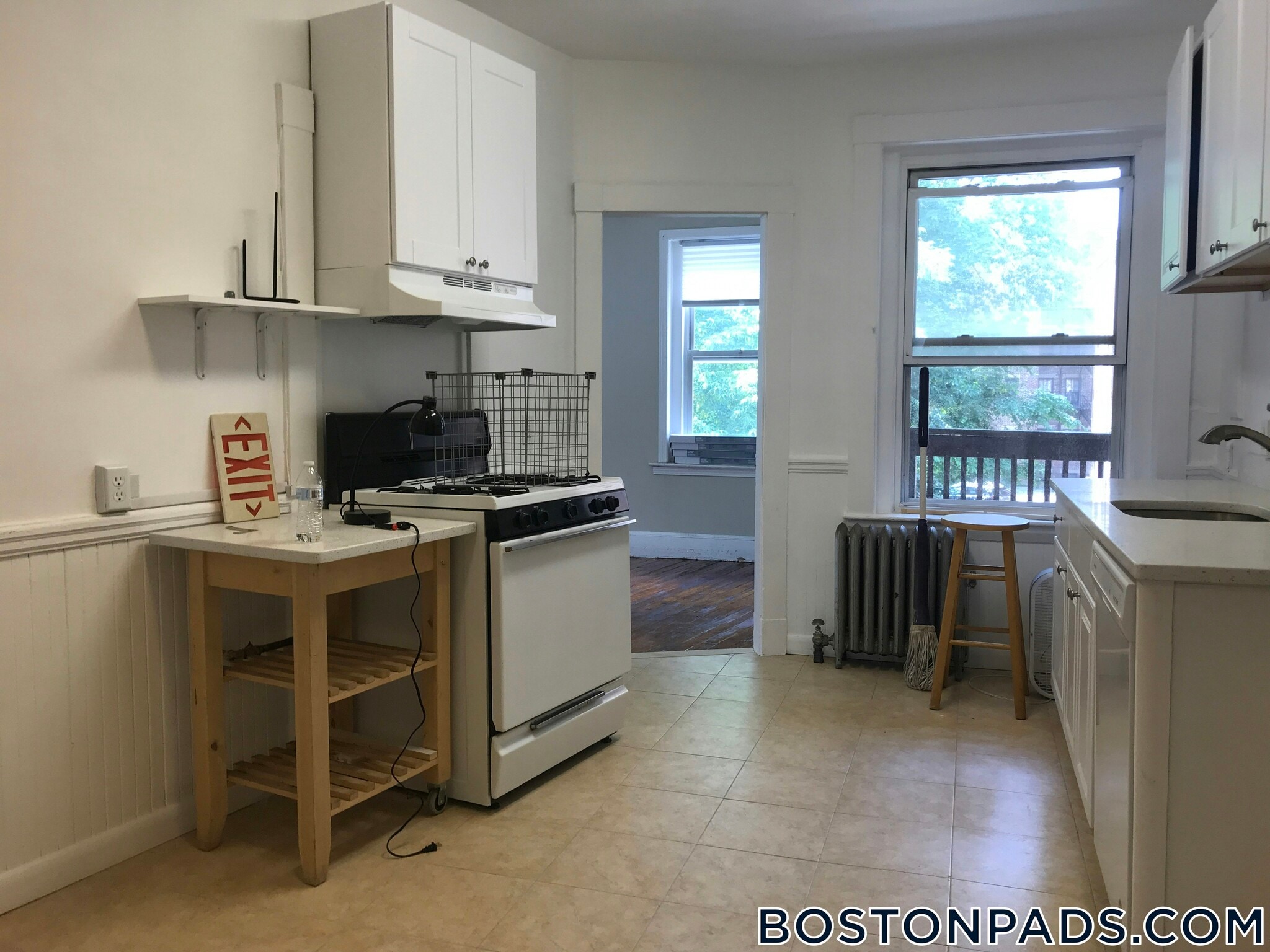 Building Photo - 161 Allston St