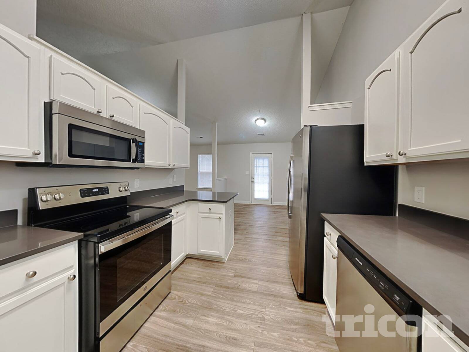 Building Photo - 428 Glencroft Dr