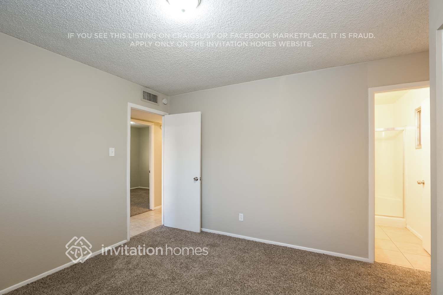 Building Photo - 4603 W Luke Ave