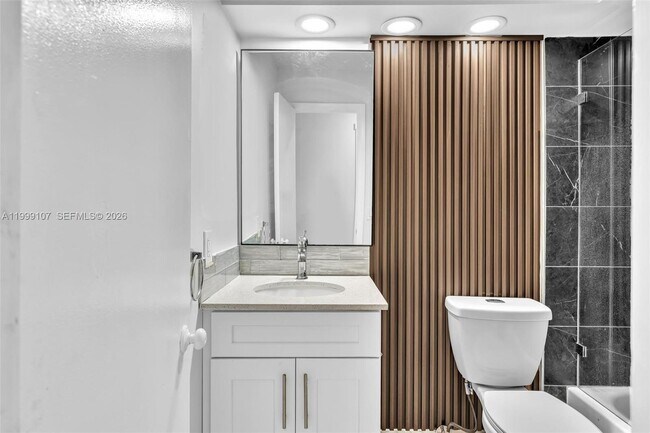 Building Photo - 17532 NW 61st Ct N