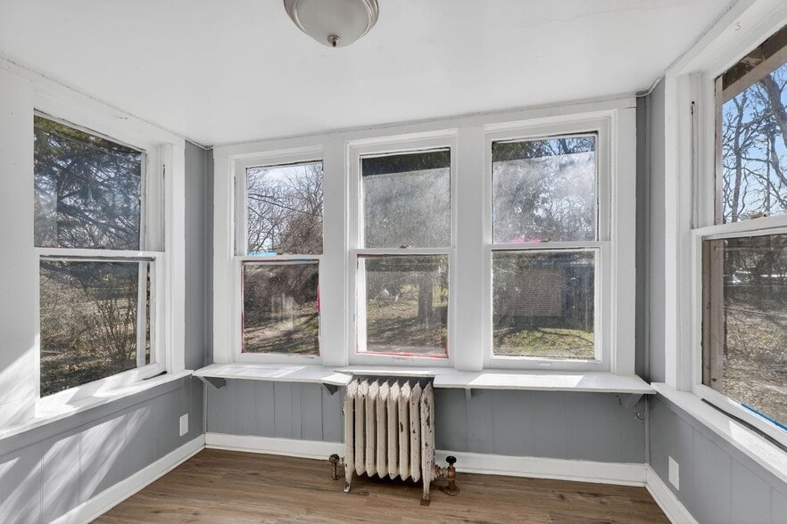 Building Photo - 18626 Dale St