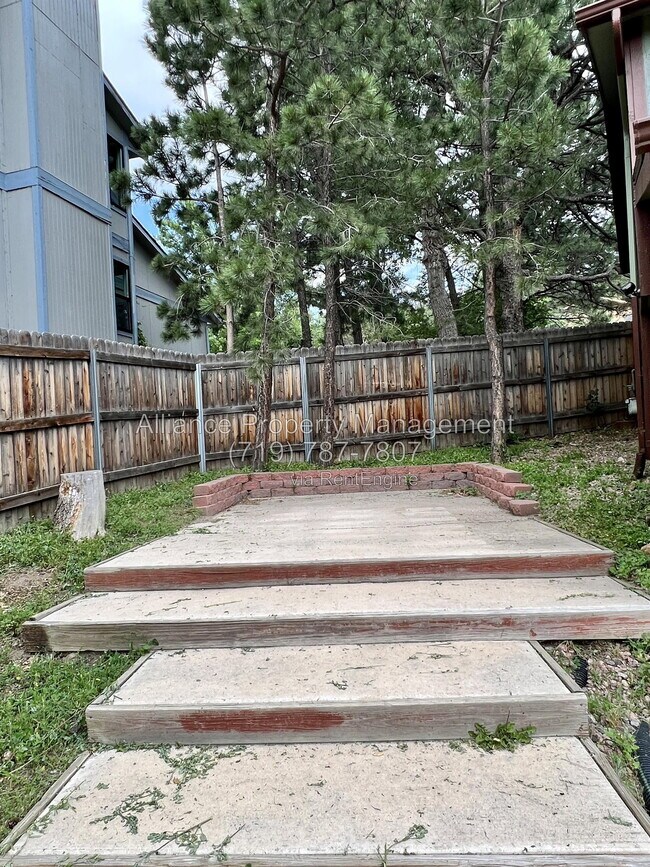 Building Photo - 6318 Galway Dr