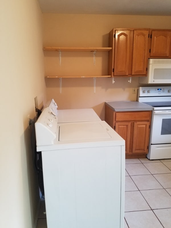 Building Photo - 1546 Black Birch Way