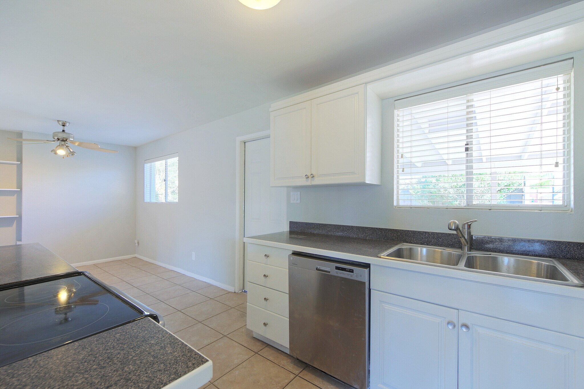 Building Photo - 1206 West 9th Street