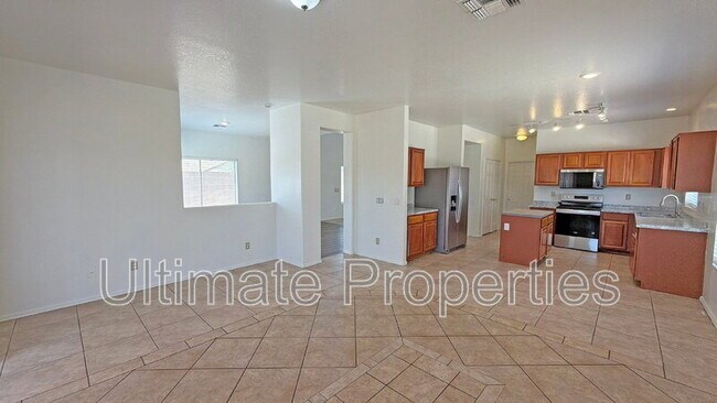Building Photo - 6431 W Whyman Ave