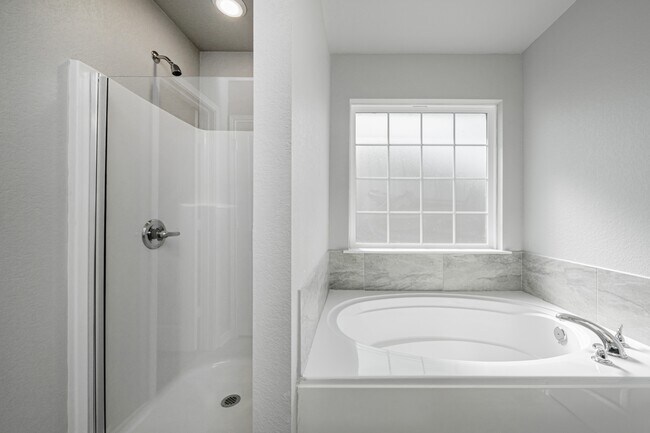 Building Photo - 602 Hollyhock Dr