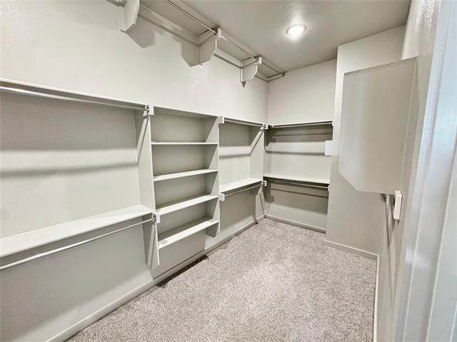 Building Photo - 677 Watersedge Ct