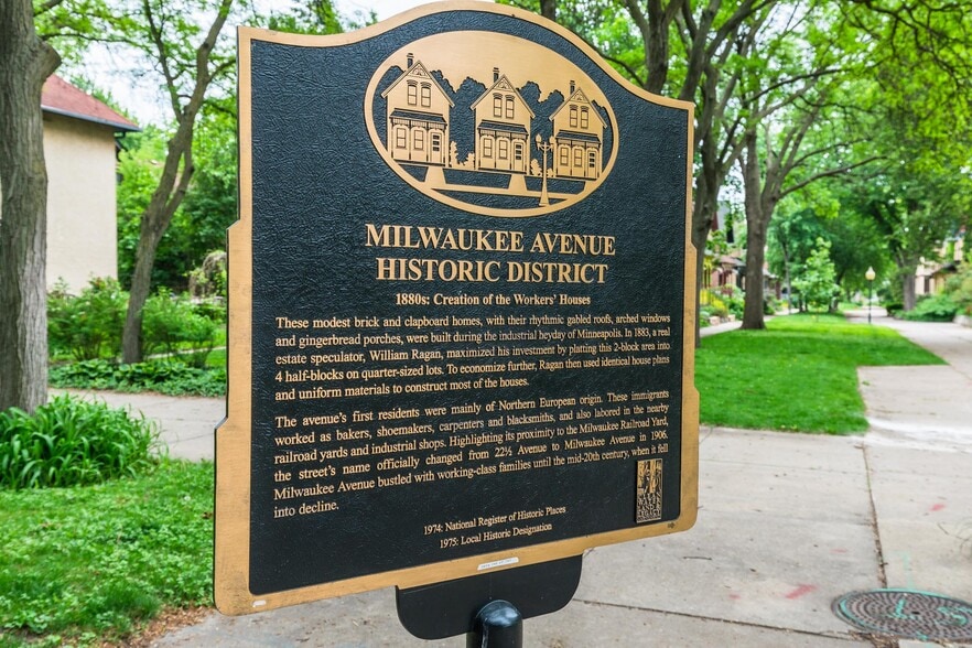 Building Photo - 2308 Milwaukee Ave, Lower Unites