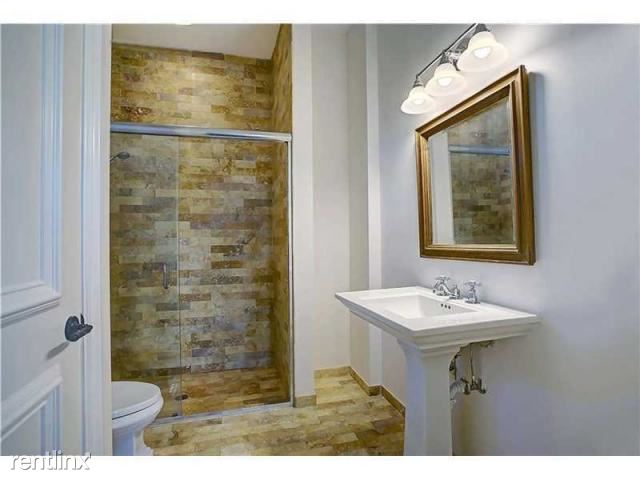 Building Photo - 355 NE 3rd Ct