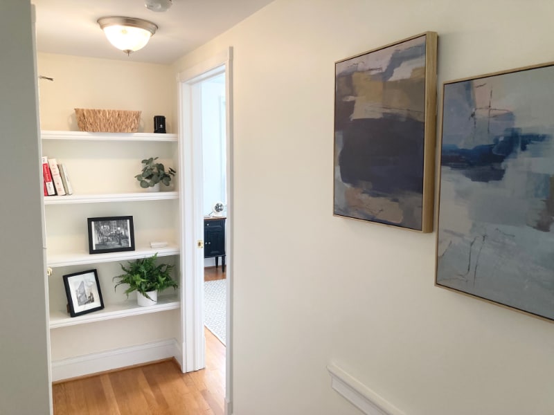 Building Photo - 36 E Lock Ln