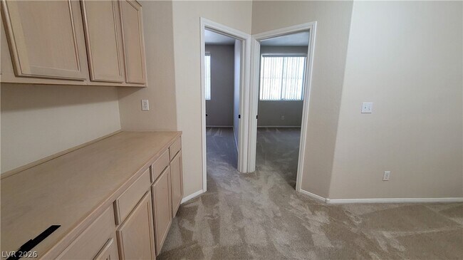 Building Photo - 1109 Scenic Crest Dr