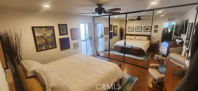 Building Photo - 6221 Marina Pacifica Dr N