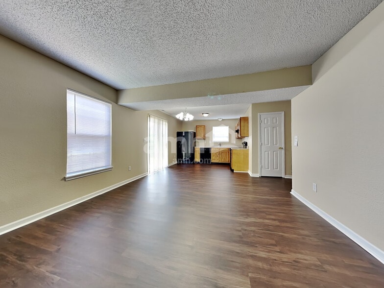 Building Photo - 1783 Blue Lake Dr