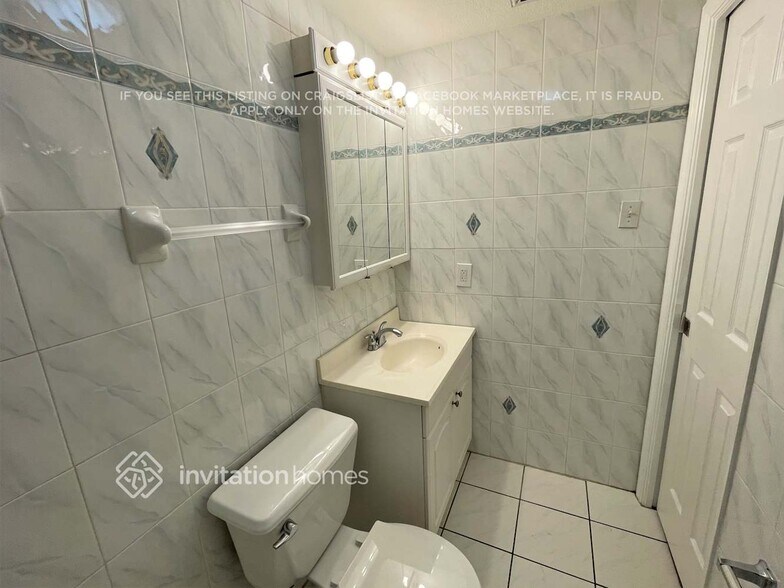 Building Photo - 3309 Seffner Dr