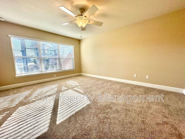 Building Photo - 12244 Pescara Ln