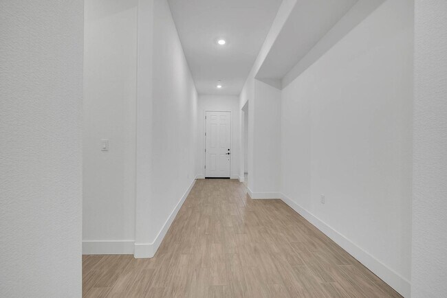 Building Photo - 12705 Parakeet Wy