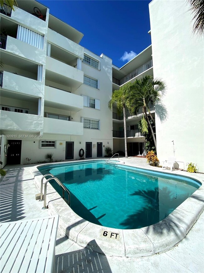 Building Photo - 300 Galen Dr