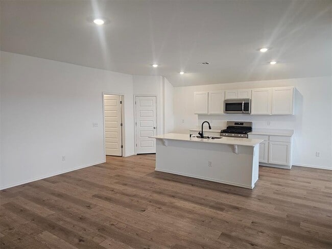 Building Photo - 1824 Rock Elm Dr