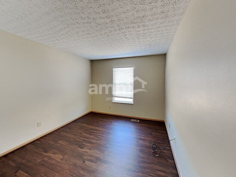 Building Photo - 3184 Legion Ln