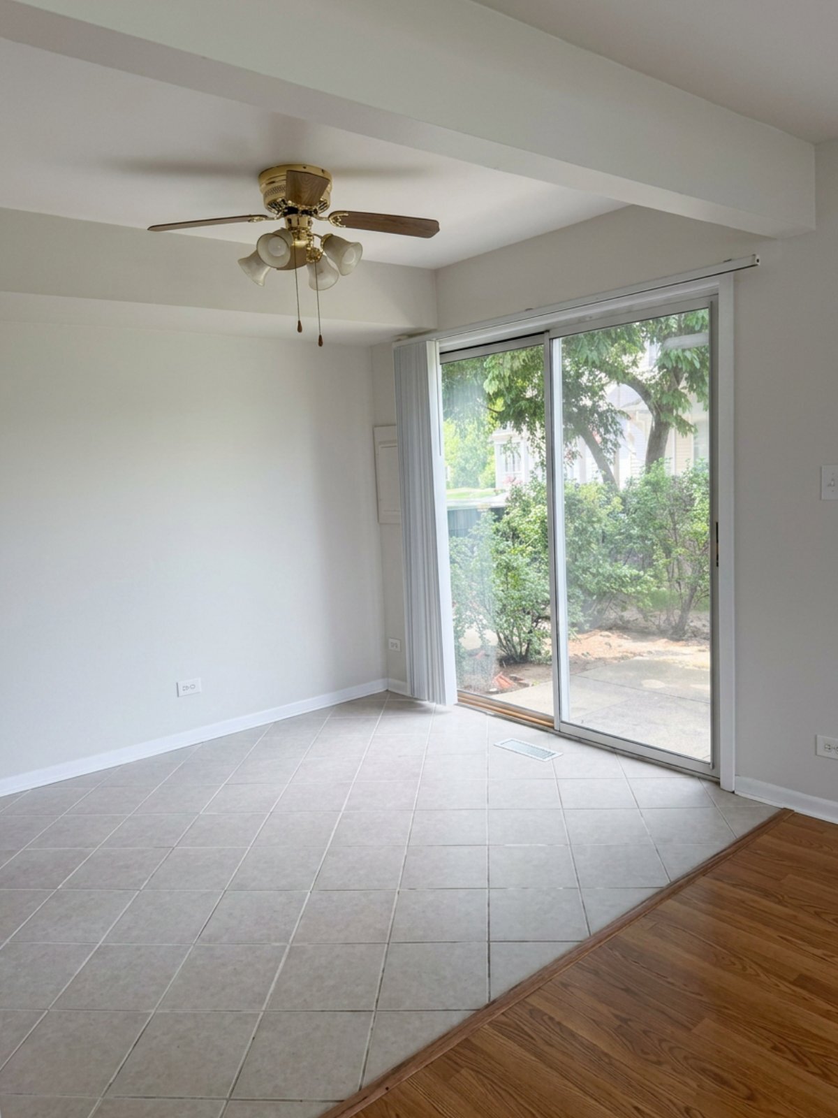 Building Photo - 314 Wisteria Dr