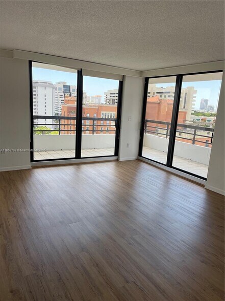 Building Photo - 720 Coral Way