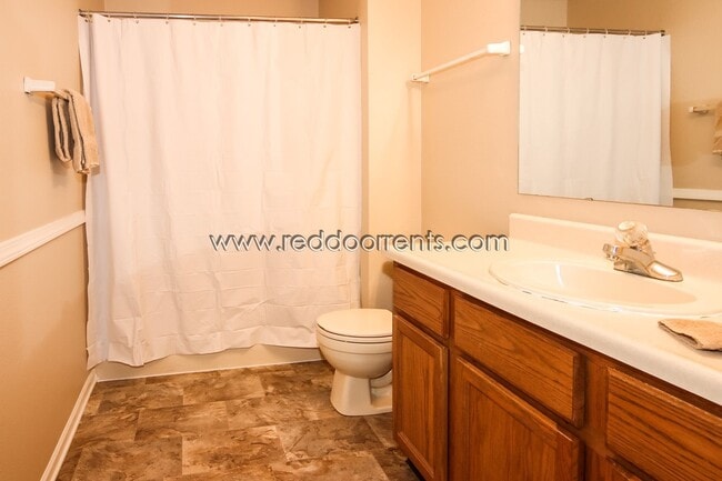 Building Photo - Coming Soon! Freshly Updated Fishers Home!