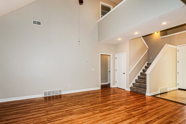 Building Photo - 1128 Casentino St