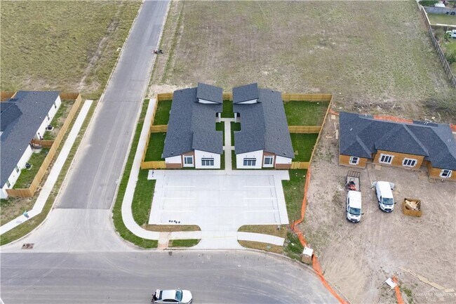 Building Photo - 24 Hidalgo Cir