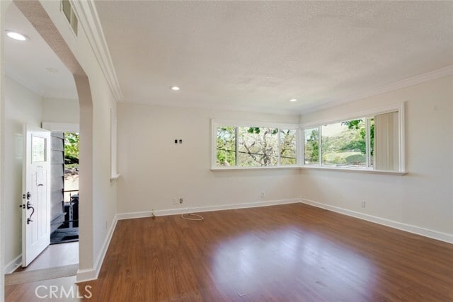 Building Photo - 5888 Oak Knolls Rd