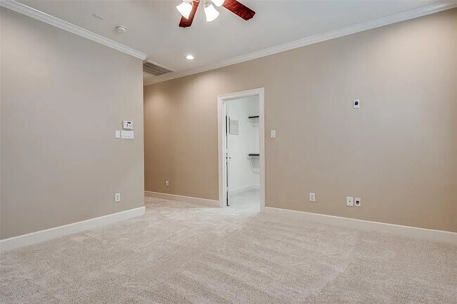 Building Photo - 1126 Hempstead Villa Ln