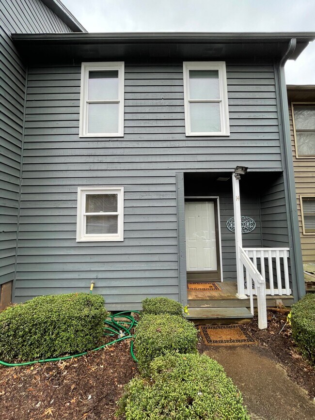 343 Old Greenville Hwy 343 Old Greenville Hwy Clemson SC 29631