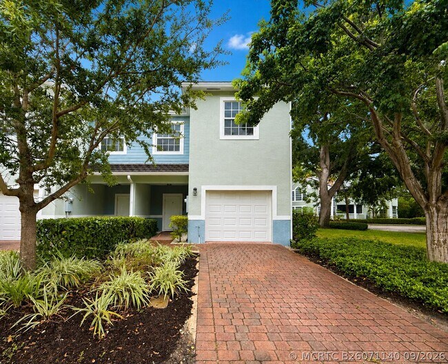 Building Photo - 1030 Crystal Way