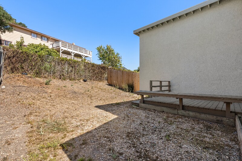 Building Photo - 440 Solar Way