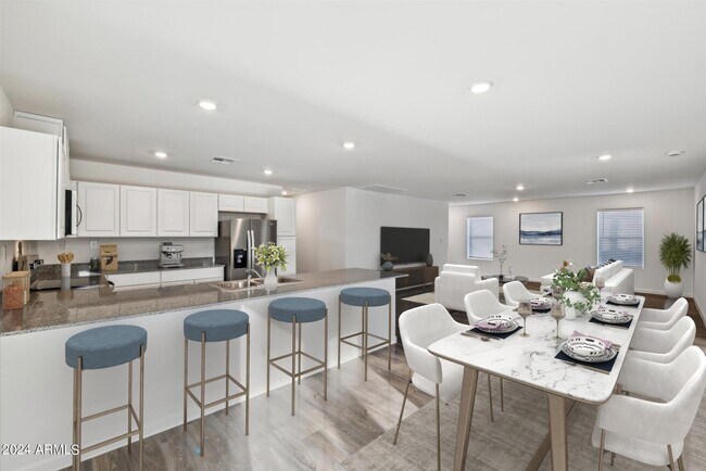 Building Photo - 7922 Magic Dr