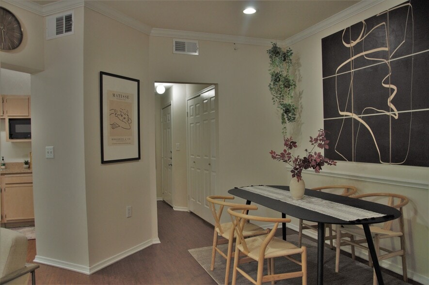 Building Photo - 3401 W Parmer Ln