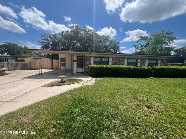 Building Photo - 11356 Renne Dr