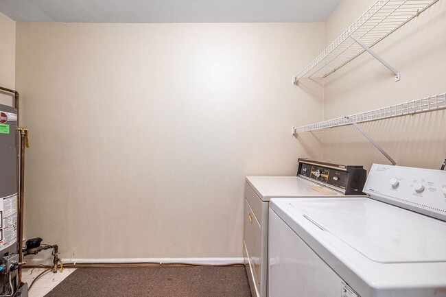 Building Photo - 30785 Hidden Pines Ln