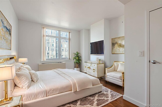 Building Photo - 40-26 College Point Blvd